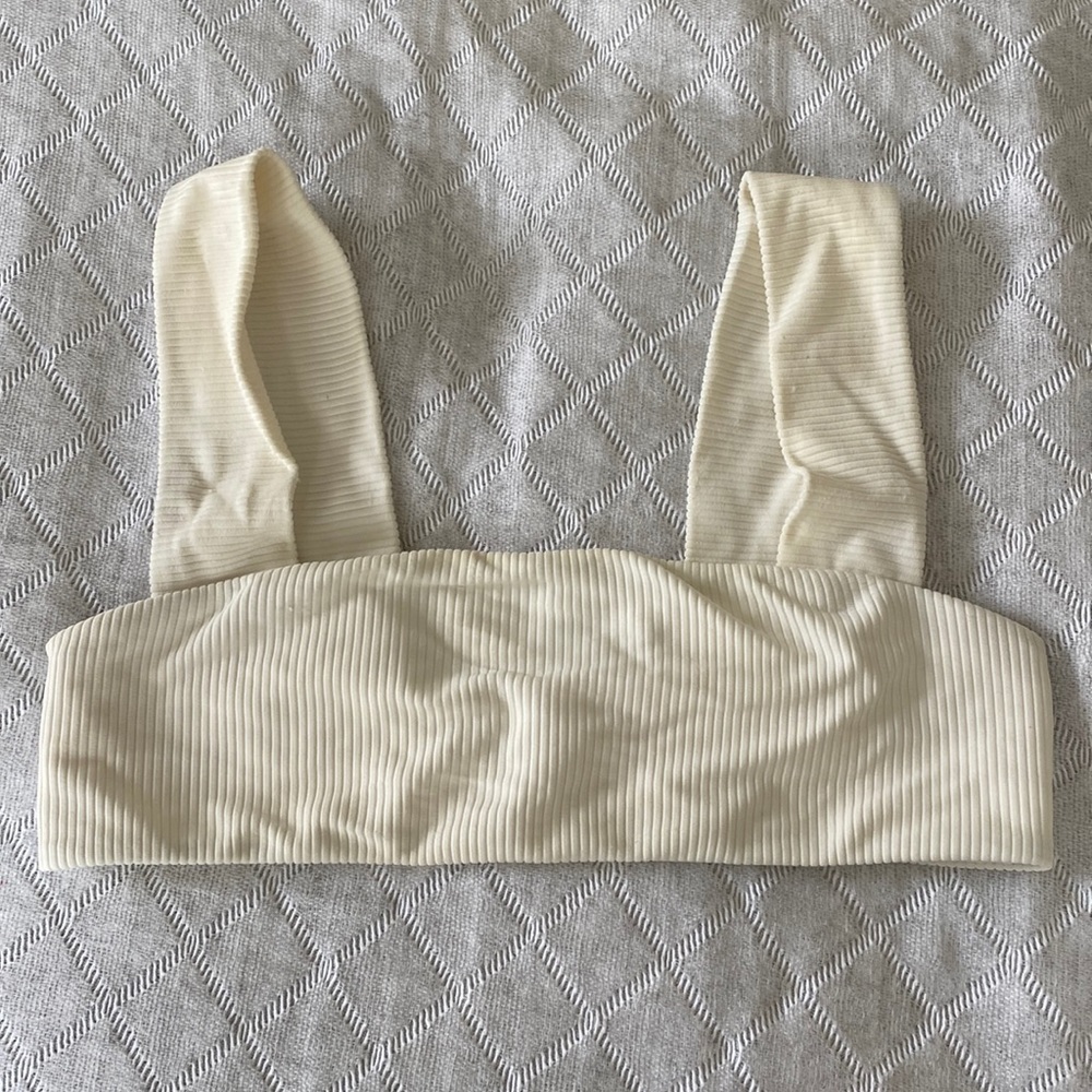 White Frankie’s Bikinis top - size Medium